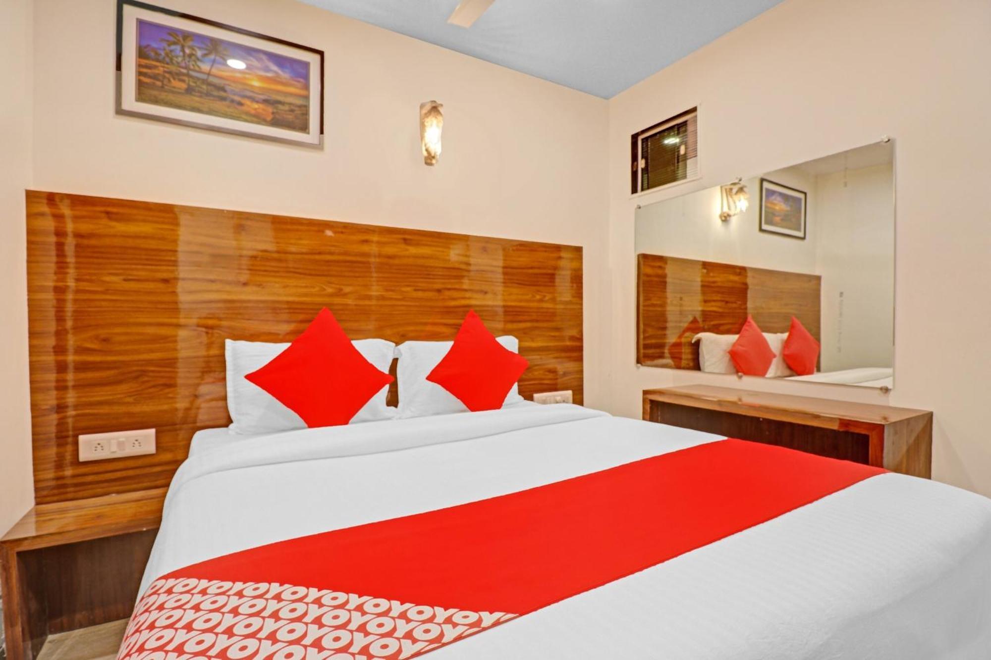 Hotel O Royal Park Мумбаи Экстерьер фото