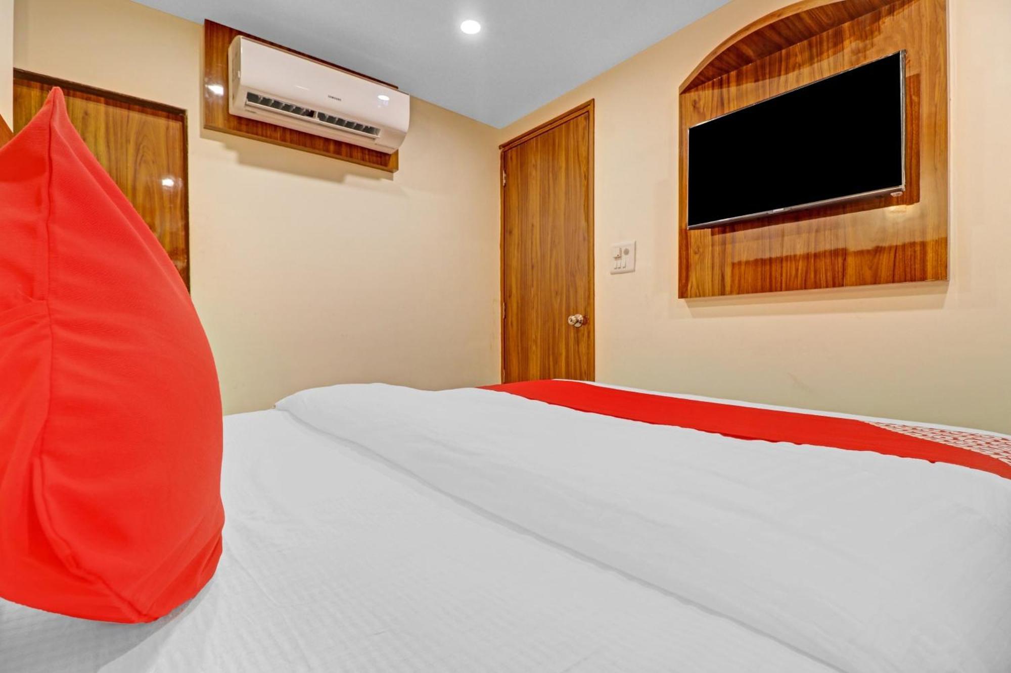 Hotel O Royal Park Мумбаи Экстерьер фото